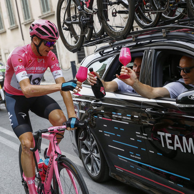 Foto zu dem Text "Froome gewinnt den Giro, Bennett die Schlussetappe in Rom"