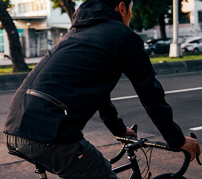Foto zu dem Text "PedalED: neues Urban-Jacket “Shiro“ "