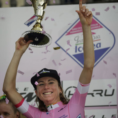 Foto zu dem Text "Van Vleuten perfekt vorbereitet zum zweiten Giro-Triumph"