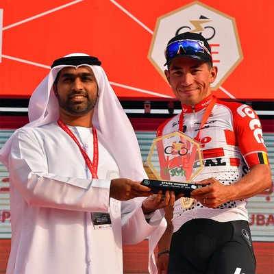 Foto zu dem Text "In den Emiraten suchen die Sprinter ihren Besten"