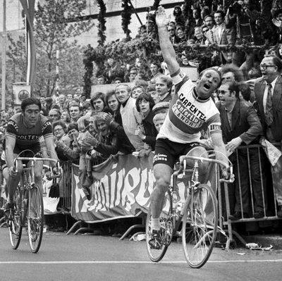 Foto zu dem Text "1975 zog die Tour vom Prinzenpark auf die Champs-Élysées um"