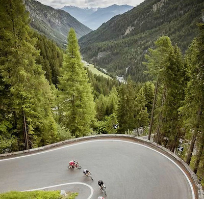 Foto zu dem Text "Race Across The Alps: Das “härteste Eintagesrennen der Welt“"