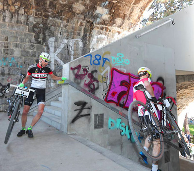 Foto zu dem Text "Urban Cyclocross Zürich: Radquer in der Stadt"