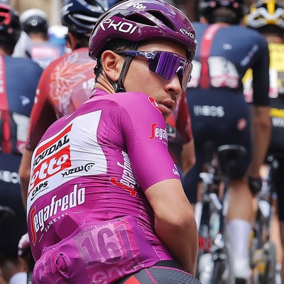 Foto zu dem Text "Knieschmerzen zwangen Ewan zum Giro-Ausstieg"
