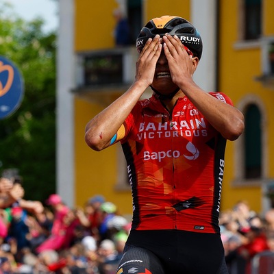 Foto zu dem Text "Auch ein Sturz bremste Buitrago beim Giro nicht aus"