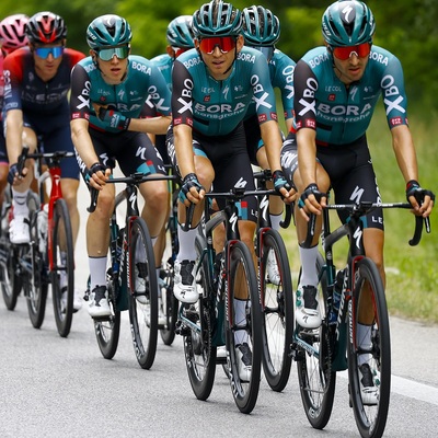 Foto zu dem Text "Bora - hansgrohe plant Kapitänsrochade für Giro und Tour"