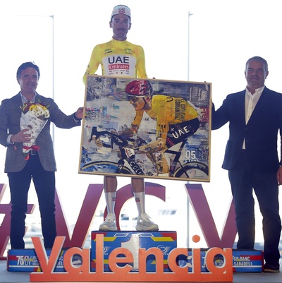 Foto zu dem Text "McNulty wehrt Vlasovs Angriff ab und gewinnt Valencia-Rundfahrt"