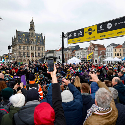 Foto zu dem Text "Die Aufgebote aller Teams zur Flandern-Rundfahrt der Frauen"