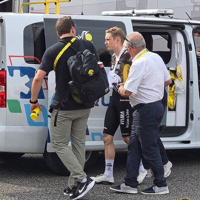 Foto zu dem Text "Schlüsselbeinbruch zwingt Vingegaard zur Aufgabe"