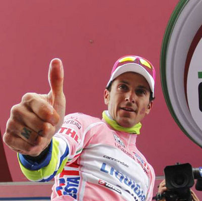 Foto zu dem Text "Wiederholt sich für Basso Giro-Geschichte?"