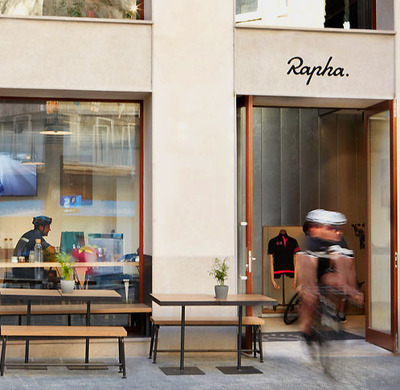 Foto zu dem Text "Rapha Clubhouse Palma: Mehr als Kaffee und Kuchen"