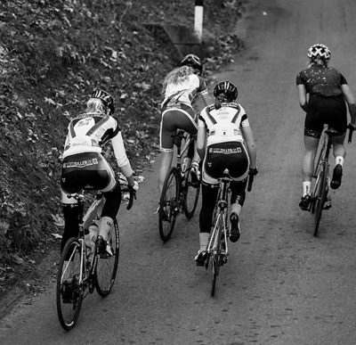 Foto zu dem Text "„Ride to Höll“: Auf den Spuren der Weltmeister"