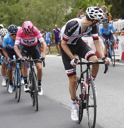 Foto zu dem Text "Froome lässt Dumoulins Attacken abprallen, Pinot bricht ein"