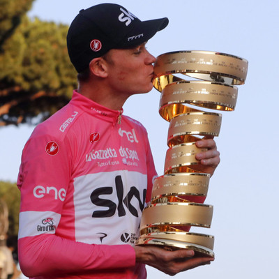 Foto zu dem Text "Froome holt dritten Grand-Tour-Titel in Folge"