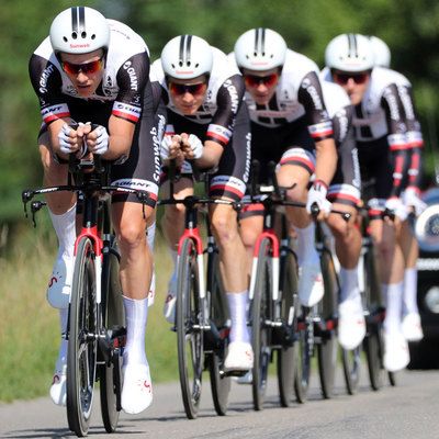 Foto zu dem Text "Bora mit der besseren Taktik, Sunweb mit der besseren Zeit"