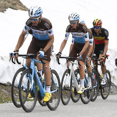 Foto zu dem Text "AG2R mit sieben Helfern für Kapitän Bardet zur Tour"