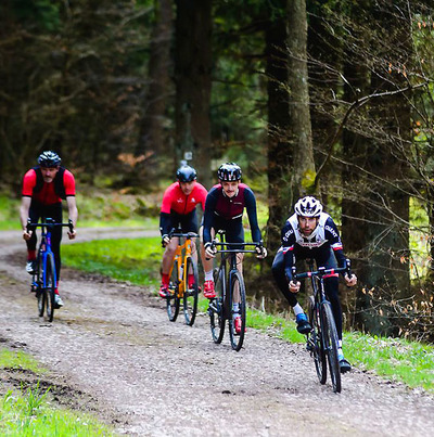 Foto zu dem Text "Ltd Gravel Raid: Mit Laurens ten Dam durch die Eifel schottern"