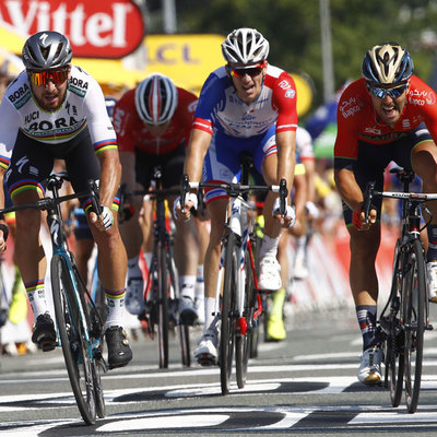 Foto zu dem Text "Highlight-Video der 2. Etappe der 105. Tour de France "