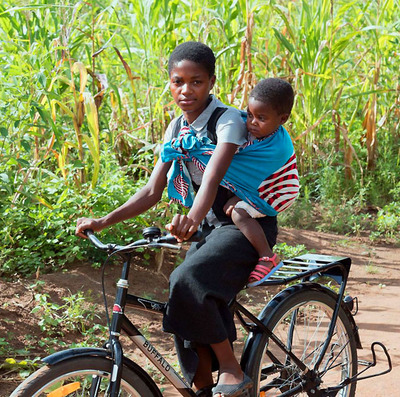 Foto zu dem Text "World Bicycle Relief: Ein Fahrrad kann alles verändern..."
