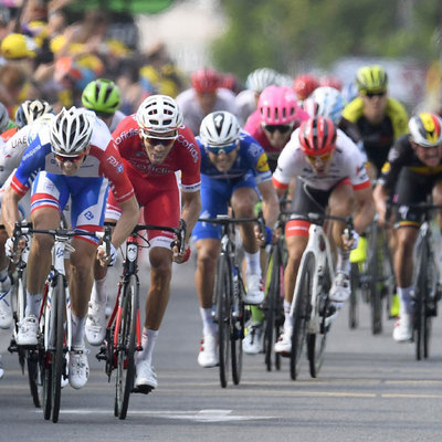 Foto zu dem Text "Im hektischen Finale war der Weg für Degenkolb zu weit"