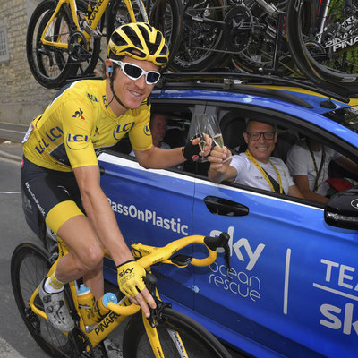 Foto zu dem Text "Brailsford will Tour-Sieger Thomas im Team Sky halten"