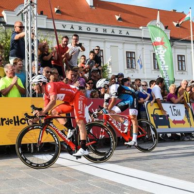 Foto zu dem Text "Schelling muss Führungstrikot an Tagessieger Belletti abgeben"