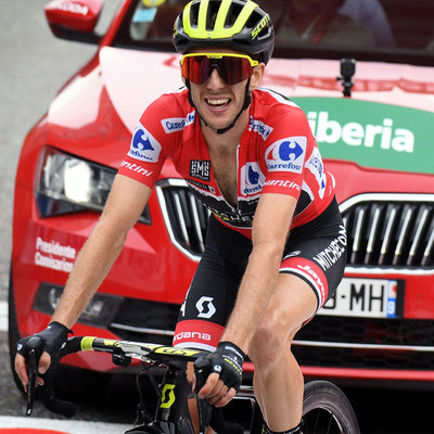 Foto zu dem Text "Simon Yates macht mit Vuelta-Sieg das Giro-Drama vergessen"