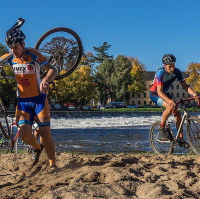 Foto zu dem Text "Sachsen-Cross-Serie: “Den widrigen Bedingungen trotzen...“"