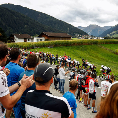 Foto zu dem Text "Merckx wird in Innsbruck erwartet, Klein muss Straßenrennen absagen"
