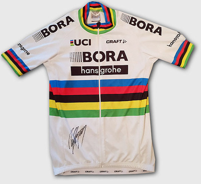 Foto zu dem Text "United Charity: versteigert von Peter Sagan signiertes Weltmeister-Trikot "