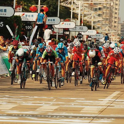 Foto zu dem Text "Das Finale der 2. Etappe der Tour of Hainan im Video"