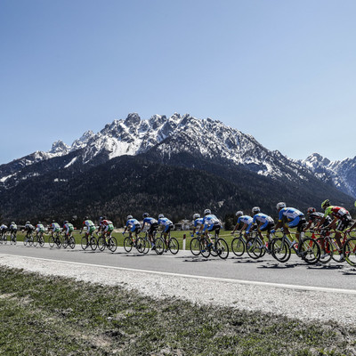 Foto zu dem Text "Hartes Warm-Up für den Giro mit fast 14.000 Höhenmetern"