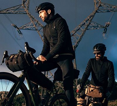 Foto zu dem Text "Cafe du Cycliste: neue Audax-Jacke “Zélie“"