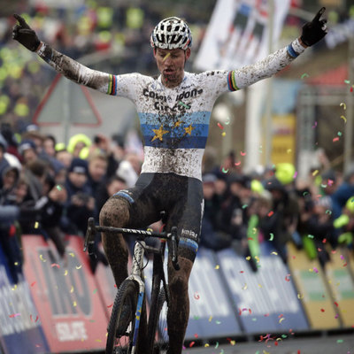 Foto zu dem Text "Van der Poel gewinnt in Hoogerheide GP van der Poel"