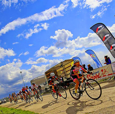 Foto zu dem Text "Grand Prix Fliegerhorst: „All Most Cycling“ für die ganze Familie"