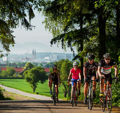 Foto zu dem Text "Rennrad-Region Wels: Servus Radler!"