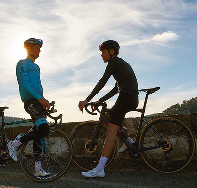 Foto zu dem Text "Isolés: Jakob Fuglsang wird Mitinhaber"