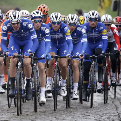 Foto zu dem Text "Deceuninck - Quick-Step will an fünf Tagen dreimal zuschlagen"