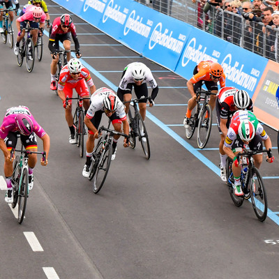 Foto zu dem Text "Highlight-Video der 3. Etappe des 102. Giro d´Italia"