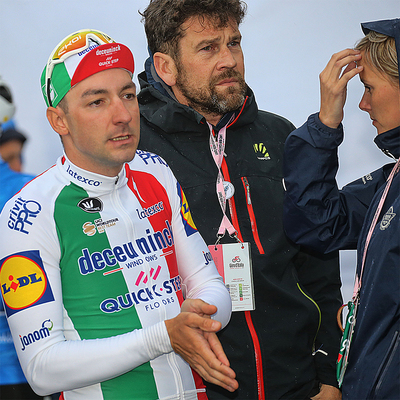 Foto zu dem Text "Deceuninck mit schlechtestem GrandTour-Start seit 2015"