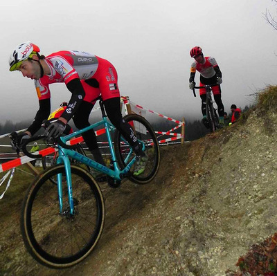 Foto zu dem Text "Drei-Rosen-Cross Moosburg: Premiere im Sandkasten"