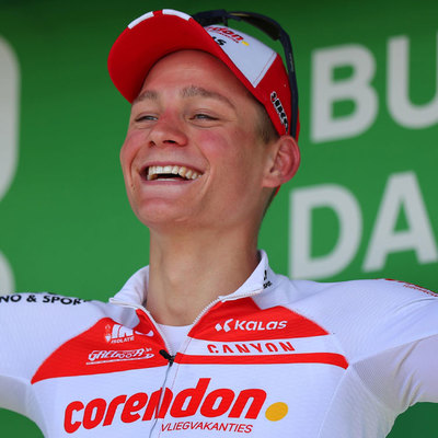 Foto zu dem Text "Van der Poel will bei der Vuelta sein GrandTour-Debüt geben "