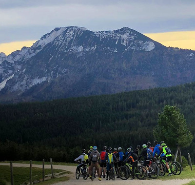 Foto zu dem Text "Burghausen: Schul-Mountainbikes für das Aventinus-Gymnasium "