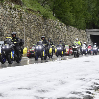 Foto zu dem Text "Wetter-Wahnsinn bei Giro, Tour und WM "