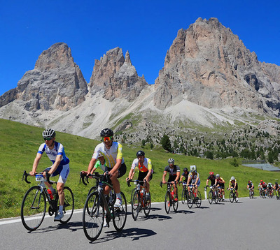 Foto zu dem Text "Giro delle Dolomiti: 65 Jahre “Südtirol pur“"
