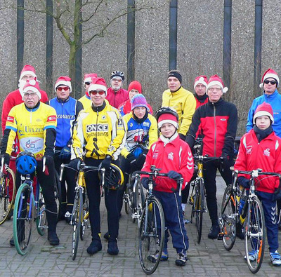 Foto zu dem Text "Nikolaus-Tour Uelzen: Mit Niko-Mütze durchs Gelände"