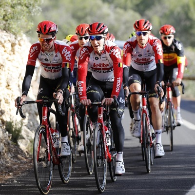 Foto zu dem Text "Lotto Soudal verbietet Alkohol für die gesamte Belegschaft "