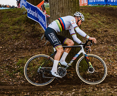 Foto zu dem Text "Das Cyclocross-Bike von Mathieu van der Poel"