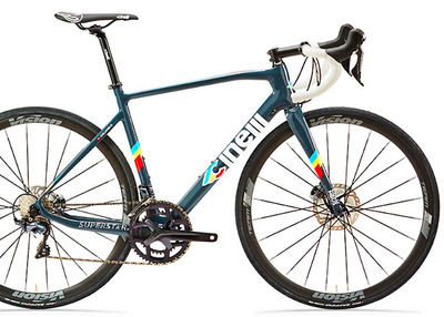 Foto zu dem Text "Cinelli: neuer High-End-Carbon-Renner “Superstar“"