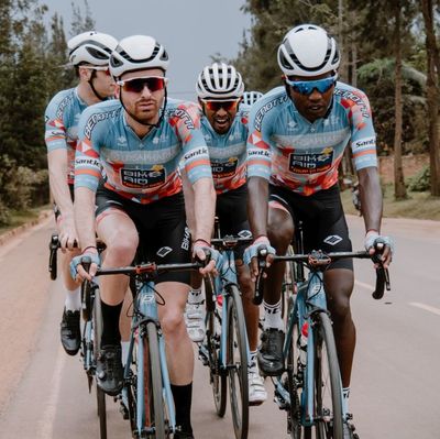 Foto zu dem Text "Bike Aid und Lotto-Kern Haus nah dran am Sieg, Sauerland im Pech"